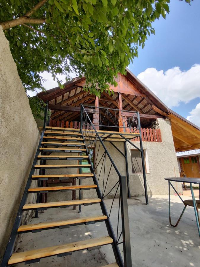 La Tataia Zahei Hotel Dragus Buitenkant foto
