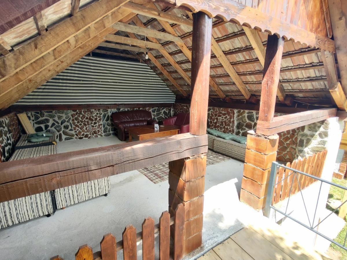 La Tataia Zahei Hotel Dragus Buitenkant foto