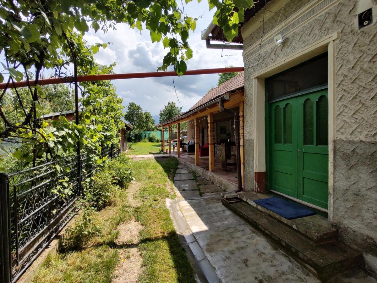 La Tataia Zahei Hotel Dragus Buitenkant foto