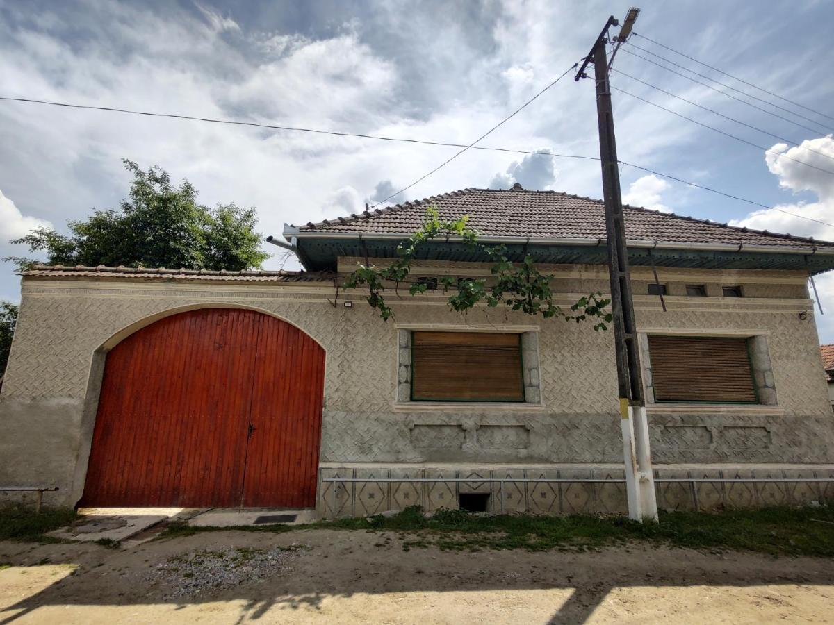 La Tataia Zahei Hotel Dragus Buitenkant foto