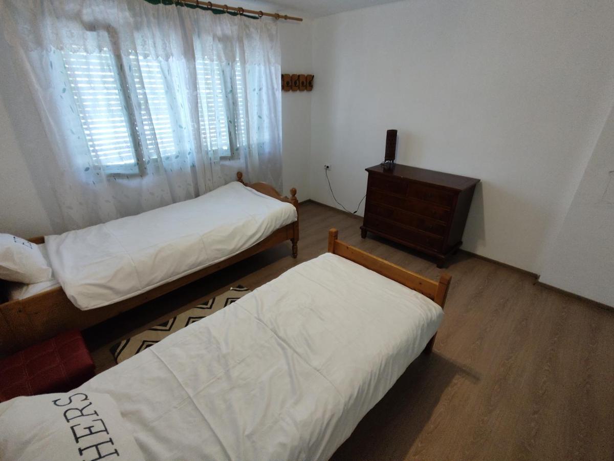 La Tataia Zahei Hotel Dragus Buitenkant foto